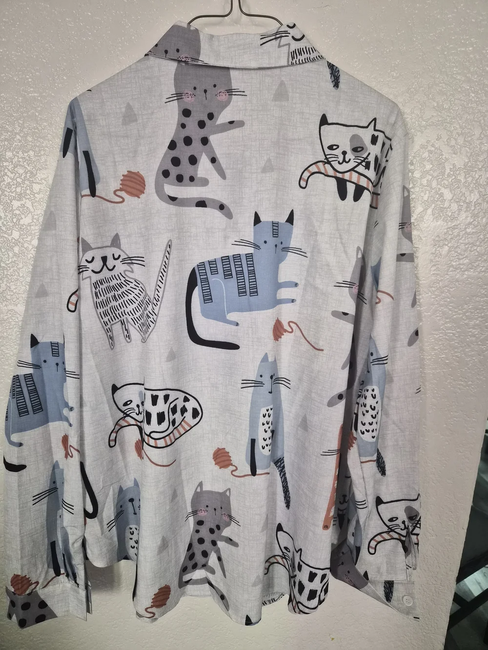 SHEIN White Button-Up Shirt with Multicolor Cat Motif